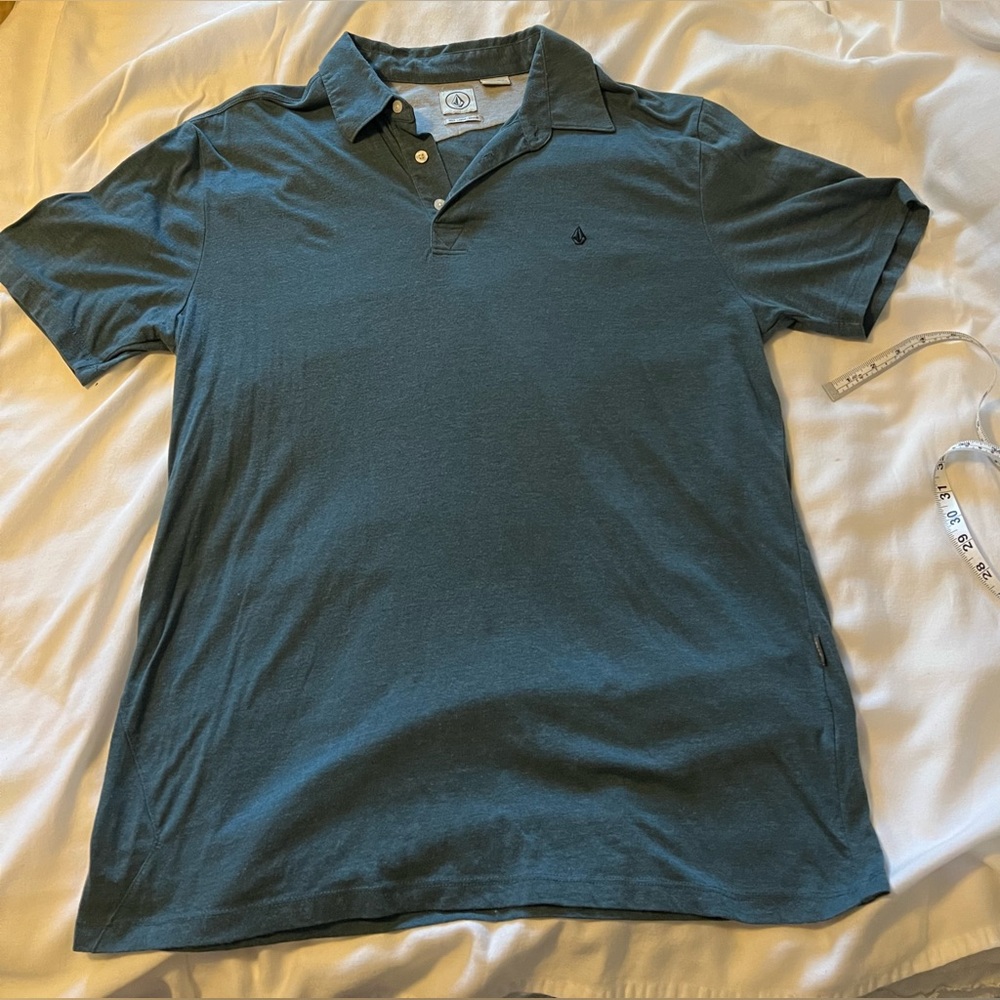 Volcom Polo shirt men’s size L